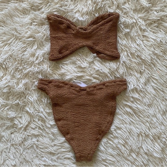 Sold hunza g crinkle gloria bikini set in metallic cocoa - Picture 6 of 10
